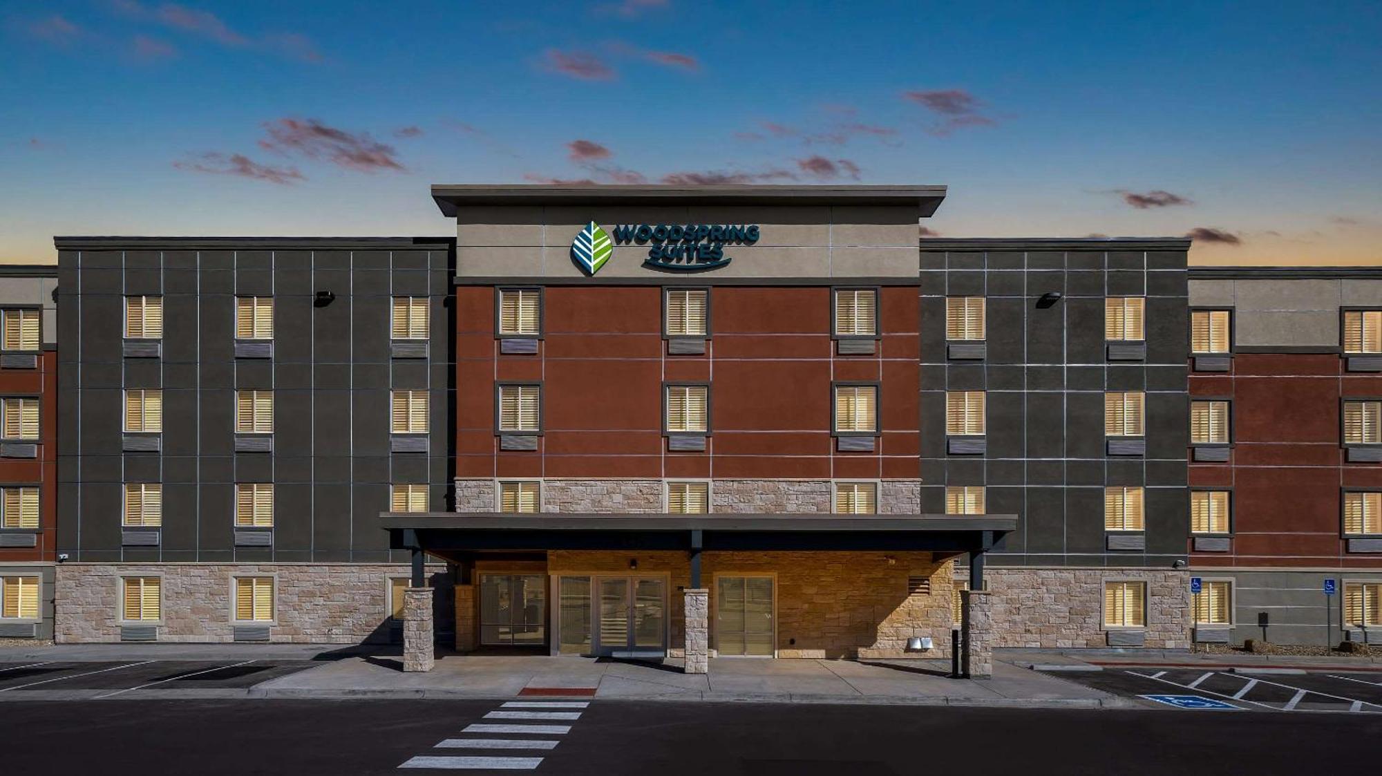Woodspring Suites Ґрілі Екстер'єр фото