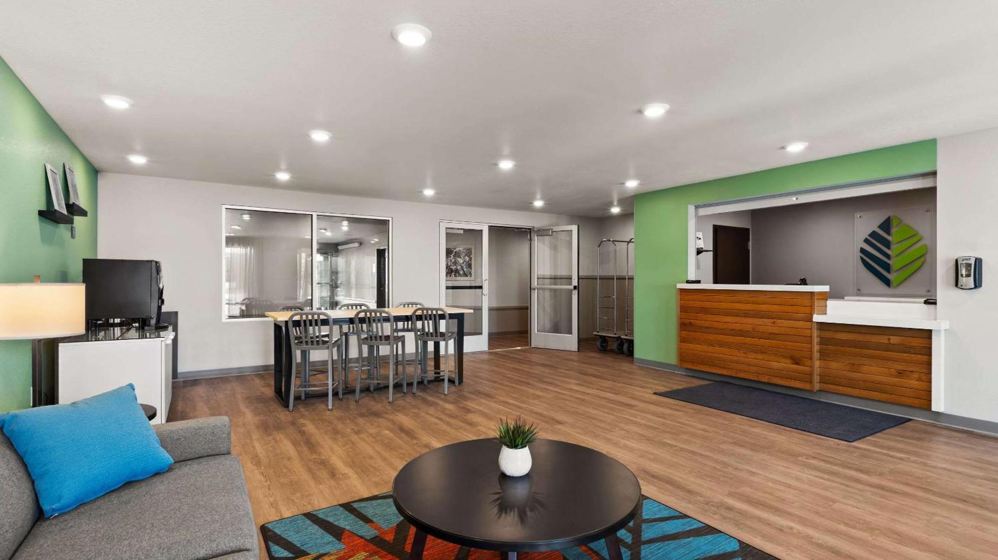 Woodspring Suites Ґрілі Екстер'єр фото